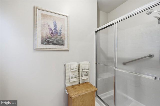 24 LOWELL DR, Marlton, NJ 08053