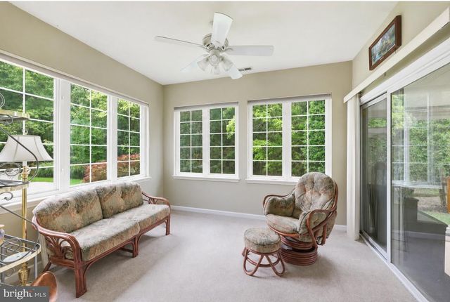 24 LOWELL DR, Marlton, NJ 08053