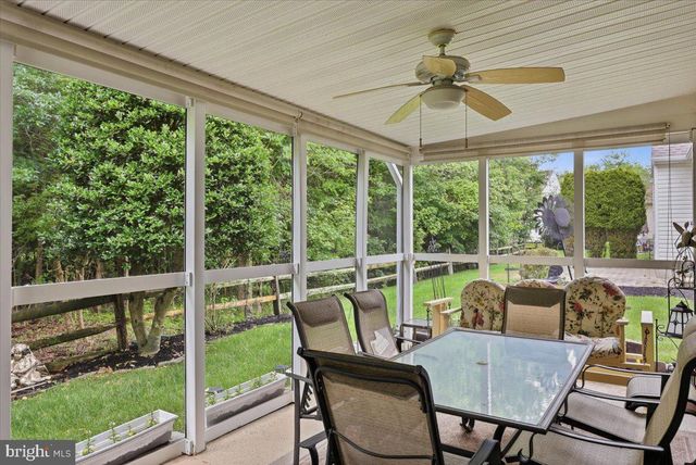 24 LOWELL DR, Marlton, NJ 08053