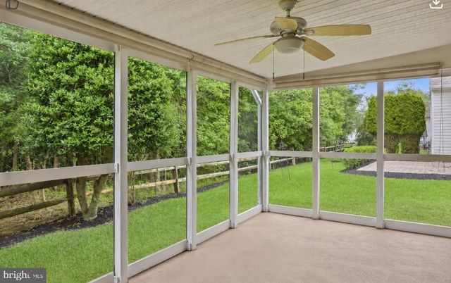 24 LOWELL DR, Marlton, NJ 08053