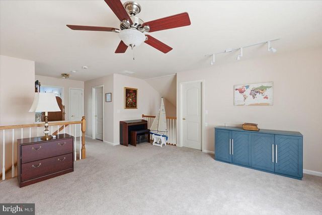 24 LOWELL DR, Marlton, NJ 08053