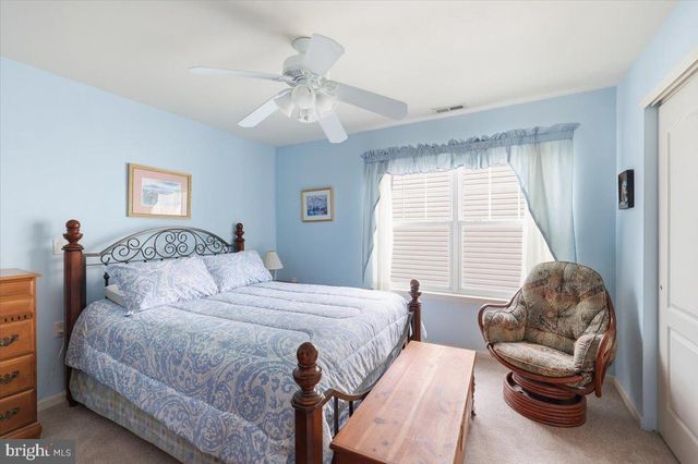 24 LOWELL DR, Marlton, NJ 08053