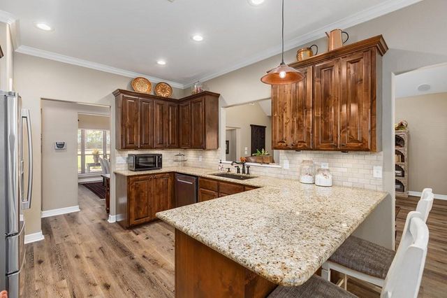 841 George Simpson Road, Huntington, TX 75949