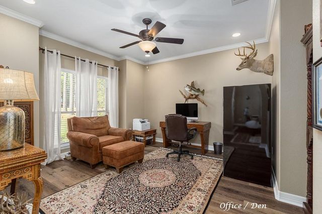 841 George Simpson Road, Huntington, TX 75949