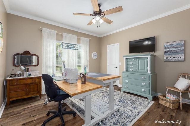 841 George Simpson Road, Huntington, TX 75949