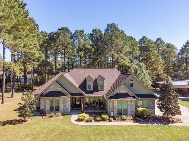 841 George Simpson Road, Huntington, TX 75949