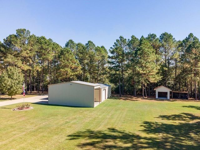 841 George Simpson Road, Huntington, TX 75949