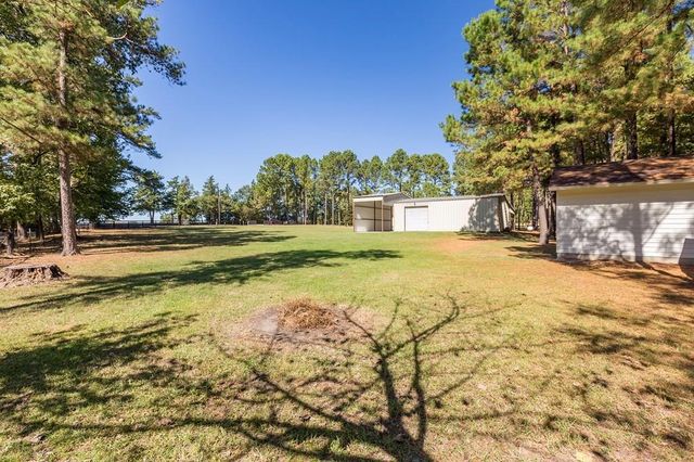 841 George Simpson Road, Huntington, TX 75949