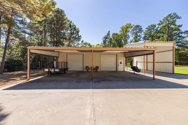 841 George Simpson Road, Huntington, TX 75949