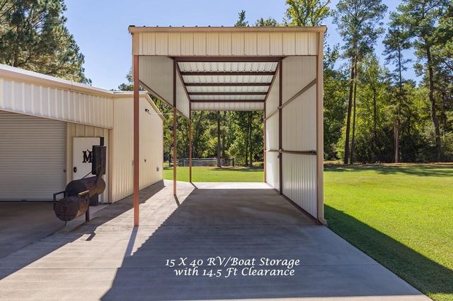 841 George Simpson Road, Huntington, TX 75949