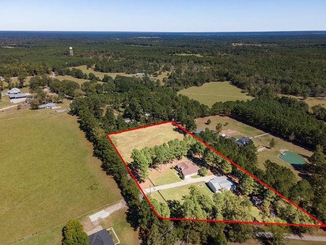 841 George Simpson Road, Huntington, TX 75949