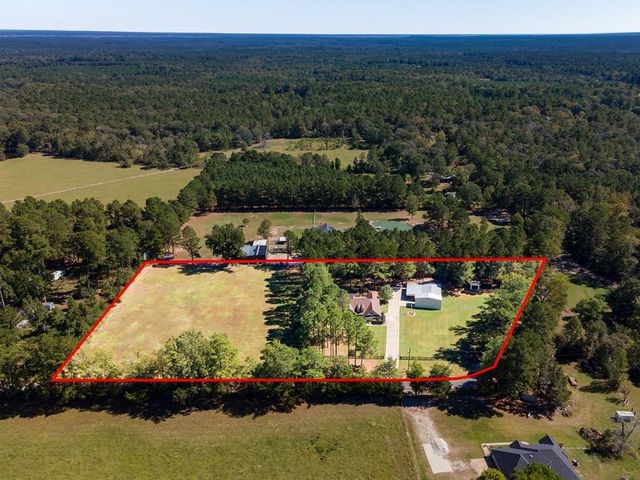 841 George Simpson Road, Huntington, TX 75949