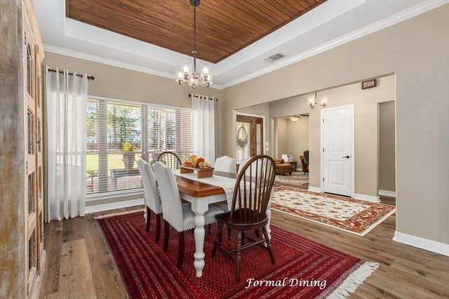 841 George Simpson Road, Huntington, TX 75949