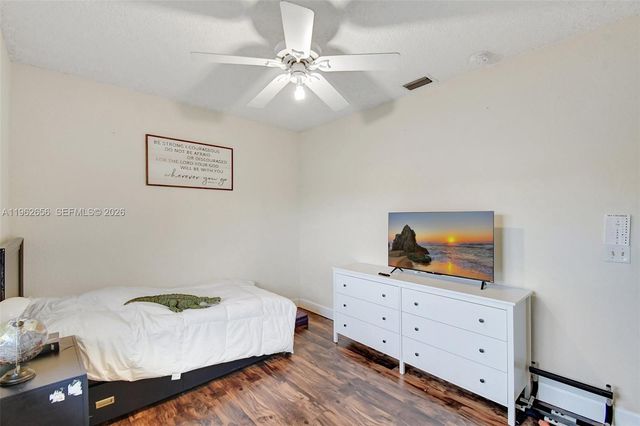 16339 Malibu Dr 22, Weston, FL 33326