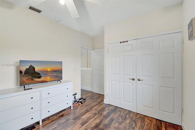 16339 Malibu Dr 22, Weston, FL 33326