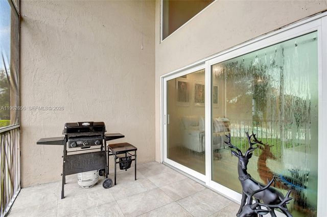 16339 Malibu Dr 22, Weston, FL 33326