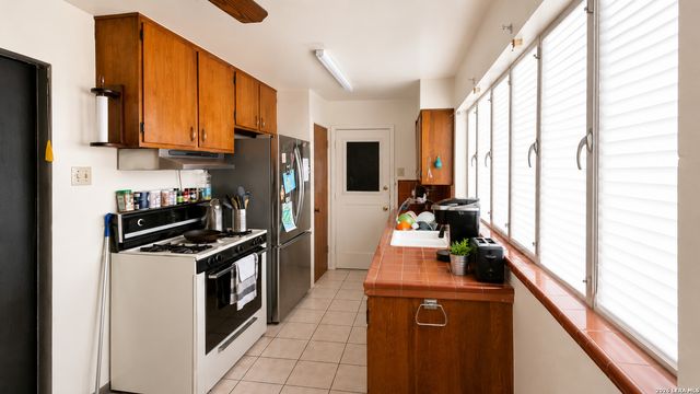 110 Cyril, San Antonio, TX 78218