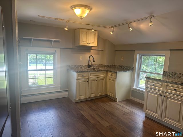 14 Pleasant Street 2, Cromwell, CT 06416