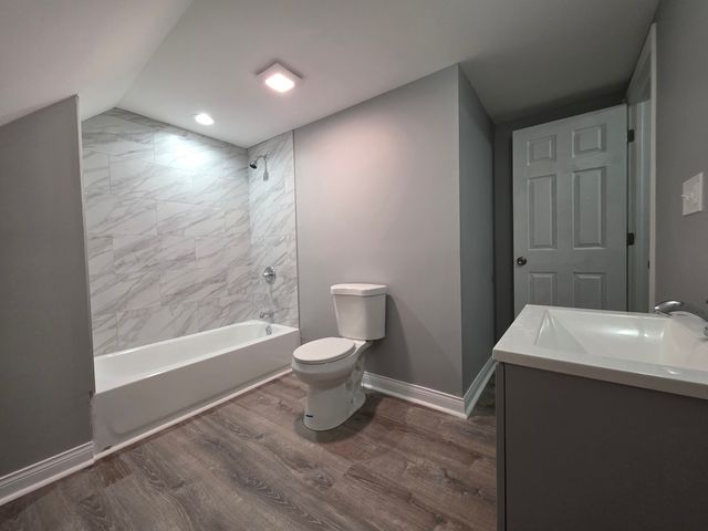 2800 S Saint Louis Avenue, Chicago, IL 60623