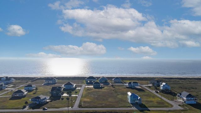 000 Camino Drive, Crystal Beach, TX 77650