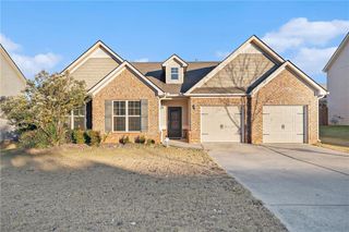 1611 Stillriver Run Drive, Mcdonough, GA 30252
