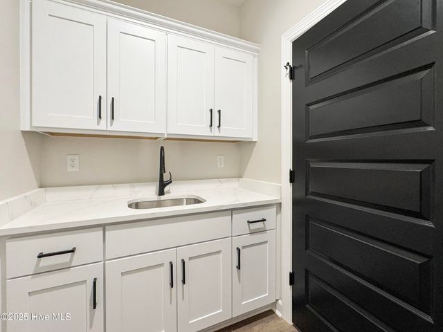 Belhaven Small Drive, Elizabeth City, NC 27909