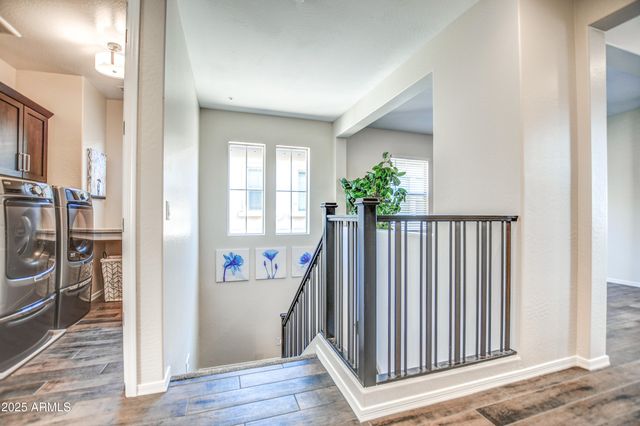 2353 W GLORIA Lane, Phoenix, AZ 85085