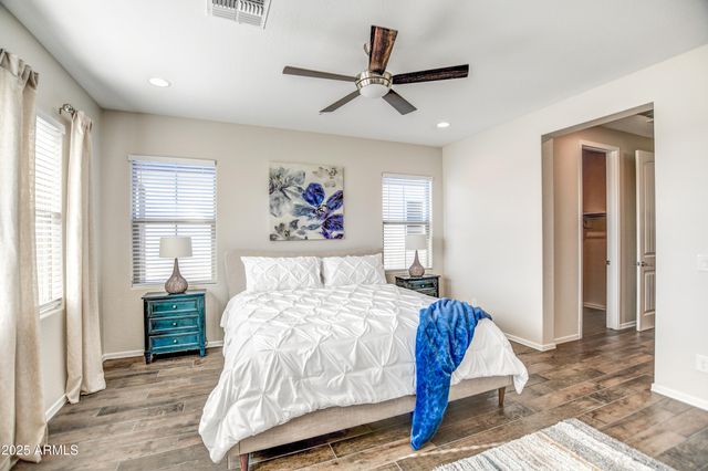 2353 W GLORIA Lane, Phoenix, AZ 85085