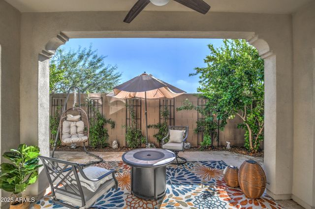 2353 W GLORIA Lane, Phoenix, AZ 85085