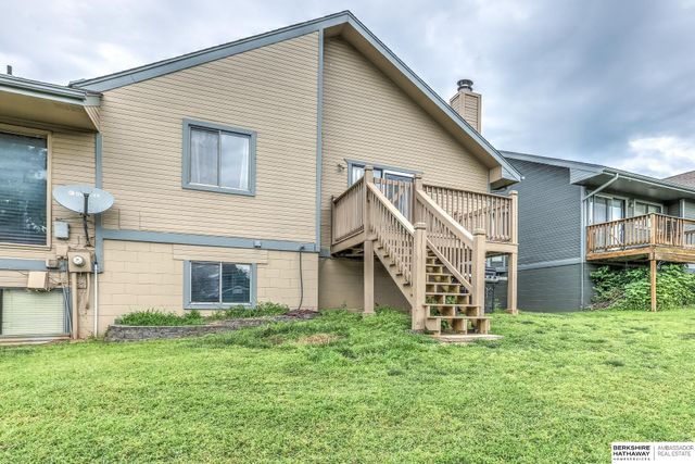 3407 Comstock Avenue, Bellevue, NE 68123