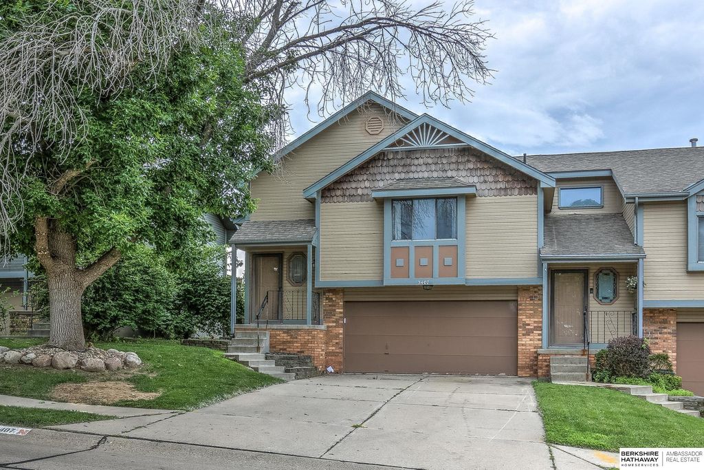 3407 Comstock Avenue, Bellevue, NE 68123