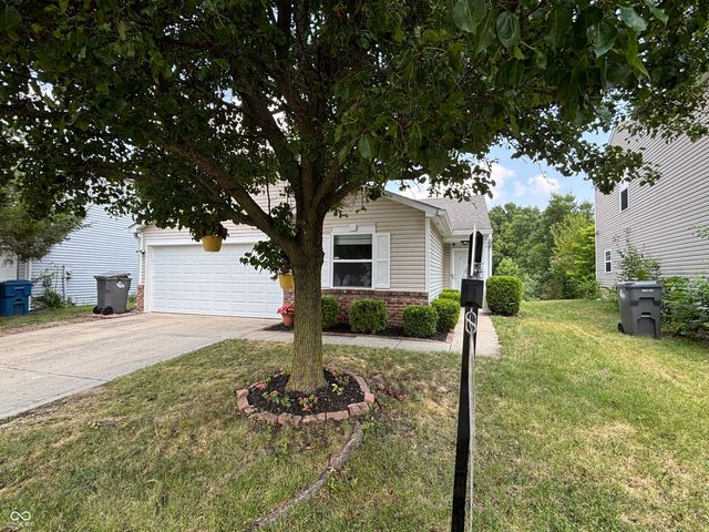 6649 Earlswood Drive, Indianapolis, IN 46217
