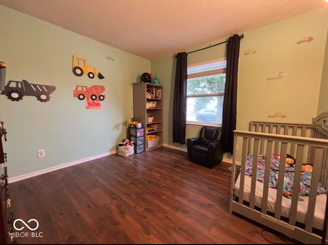 6649 Earlswood Drive, Indianapolis, IN 46217