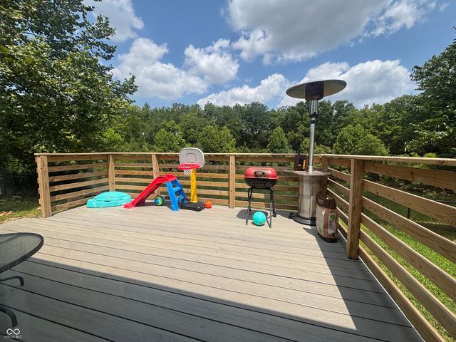 6649 Earlswood Drive, Indianapolis, IN 46217