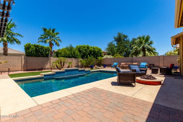 18174 W WIND SONG Avenue, Goodyear, AZ 85338