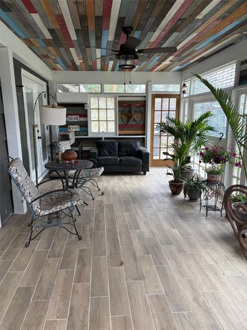 4015 Gardendale Drive, Houston, TX 77092