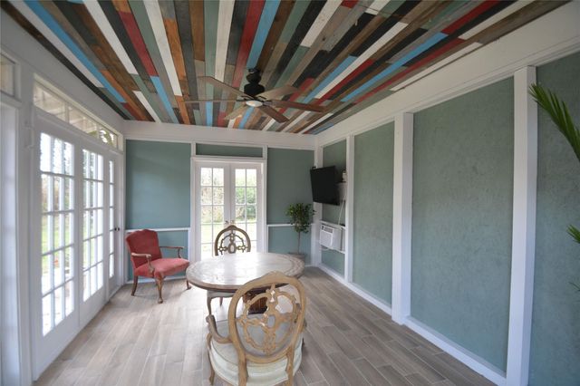 4015 Gardendale Drive, Houston, TX 77092