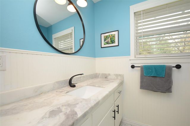 4015 Gardendale Drive, Houston, TX 77092