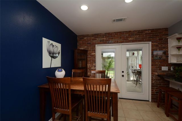 4015 Gardendale Drive, Houston, TX 77092