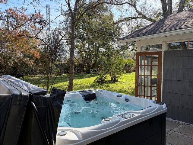 4015 Gardendale Drive, Houston, TX 77092