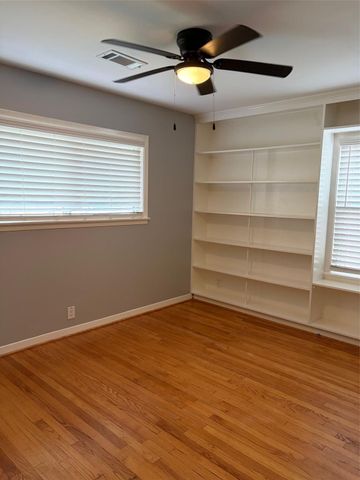 4015 Gardendale Drive, Houston, TX 77092