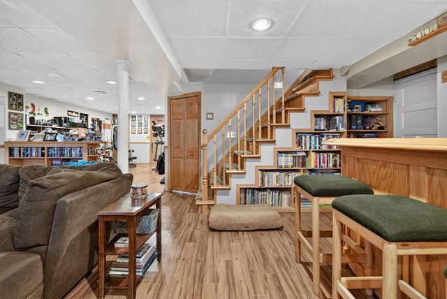 7005 W Sunnyside Avenue, Norridge, IL 60706