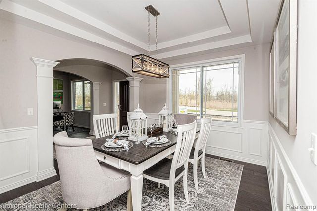 53234 Woodland Meadows, Chesterfield, MI 48047