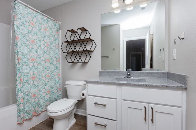 616 Prairie View Drive, Huxley, IA 50124