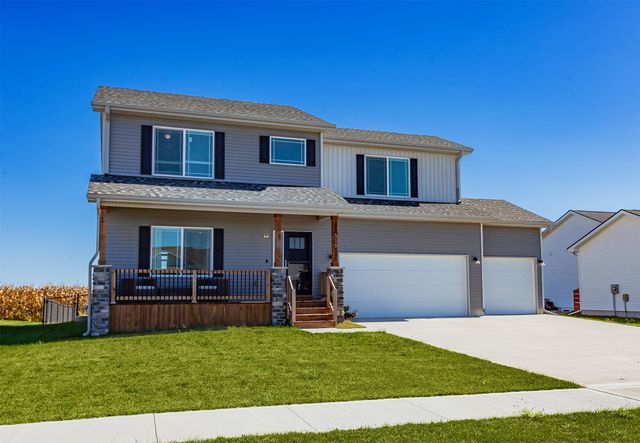 616 Prairie View Drive, Huxley, IA 50124