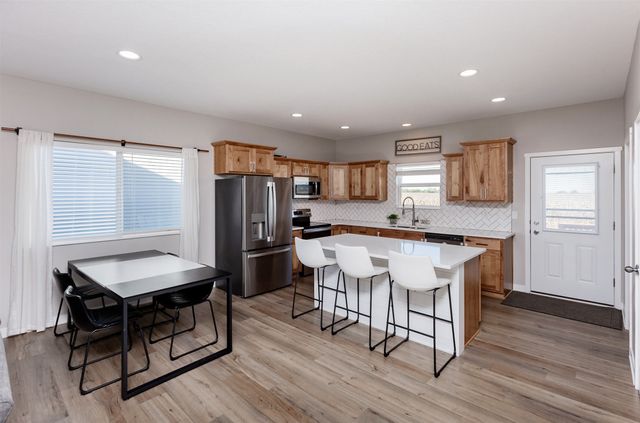 616 Prairie View Drive, Huxley, IA 50124