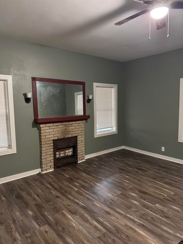 416 England Street, Lonoke, AR 72086