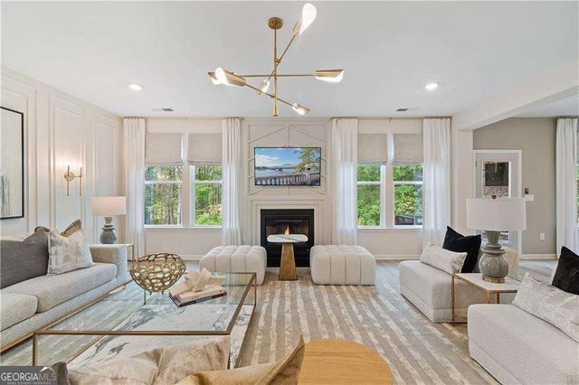 604 Continental Drive, Mcdonough, GA 30253