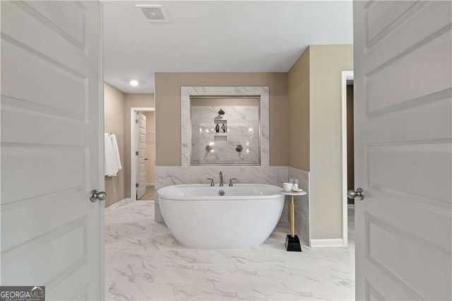 604 Continental Drive, Mcdonough, GA 30253