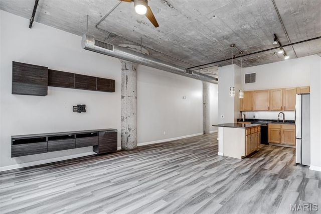 1511 Locust Street 304, St Louis, MO 63103